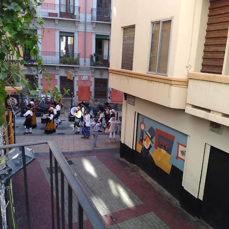 Acojedor Piso A Metros Del Pilar Y Plaza Espana Zaragoza Bagian luar foto